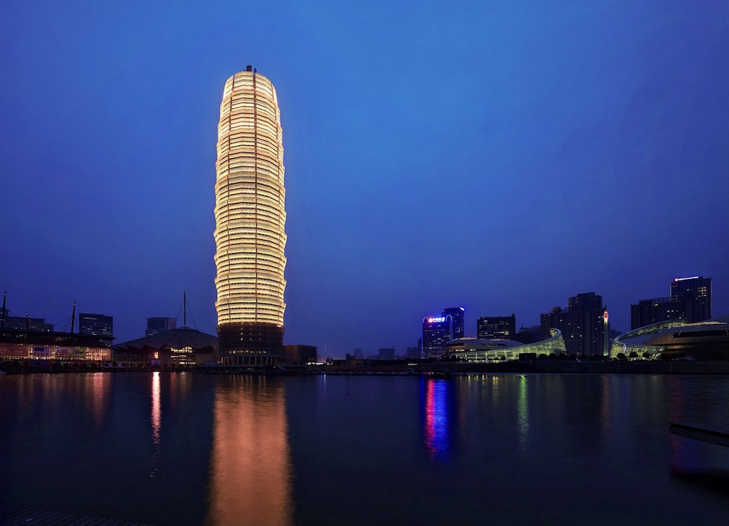 %e7%bb%bf%e5%9c%b0%e4%b8%ad%e5%bf%83%e5%8d%83%e7%8e%ba%e5%b9%bf%e5%9c%ba1