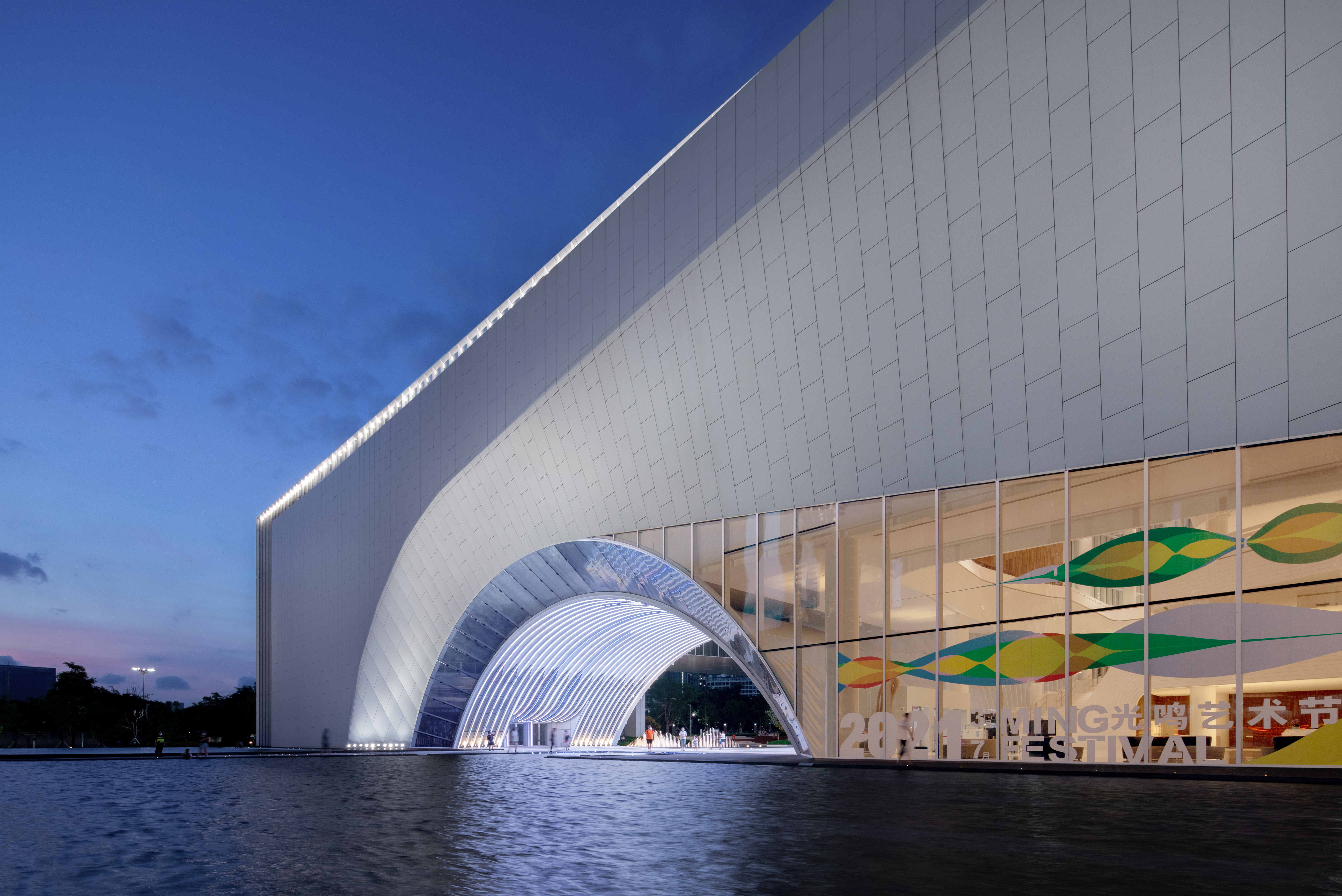 02bfab3e768446c889536f35c6ee6b3b